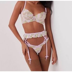 For Love and Lemons Garter in Purple Floral Size Small NWT